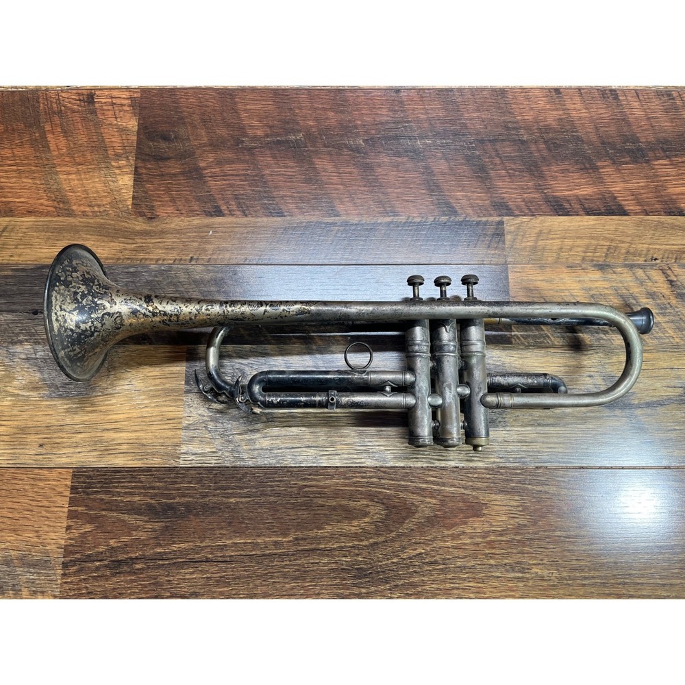 Vintage C.G. Conn Trumpet Engraved Bell w/ Conn 2 Mouthpiece Untested No Case
